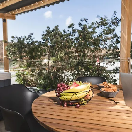 Harmony Luxury Naxos *