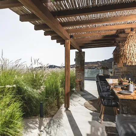 Harmony Luxury Naxos בית נופש