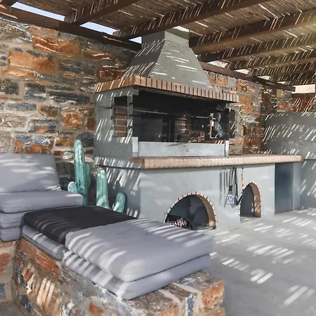 Harmony Luxury Naxos בית נופש Kastrákion